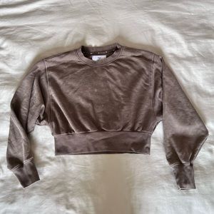 Aritzia TNA beige sweatshirt